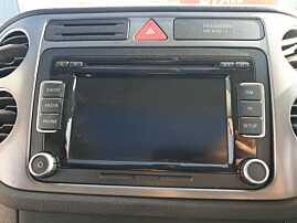 Radio CD Player Volkswagen Passat B6 2005 - 2010 Cod rcpsdgbvt1