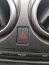 Buton Releu Avarii Nissan Qashqai 2007 - 2013