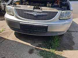 Bara Spoiler Fata cu Grile Proiectoare cu Imperfectiuni FARA Grila cu Emblema Chrysler Voyager IV NFL Non Facelift 2001 - 2004 [C9980]