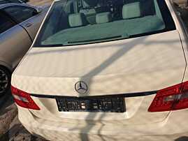 Capota Portbagaj Goala Dezechipata Mercedes Clasa E Class W212 2009 - 2016 Culoare 623 [C3247]