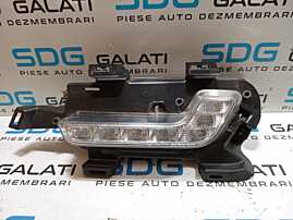 Daylight Lumina de zi Dreapta Mercedes Clasa E Class W212 S212 C207 A207 E200 E220 E250 E260 E300 E350 E550 2009 - 2016 Cod A2128200856 [M7605]