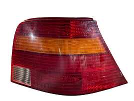 Stop Lampa Tripla Dreapta Volkswagen Golf 4 Hatchback Scurt 1998 - 2005 (Ghidaje Prindere Lipsa) [LR0230]