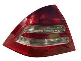 Stop Lampa Tripla Stanga Mercedes Clasa C Class W203 2001 - 2004 [LR0236]